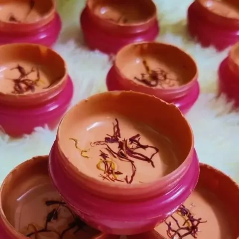 saffron-sun-protection-day-cream